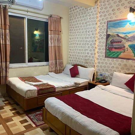 The Tranqulity Inn Pokhara Bagian luar foto