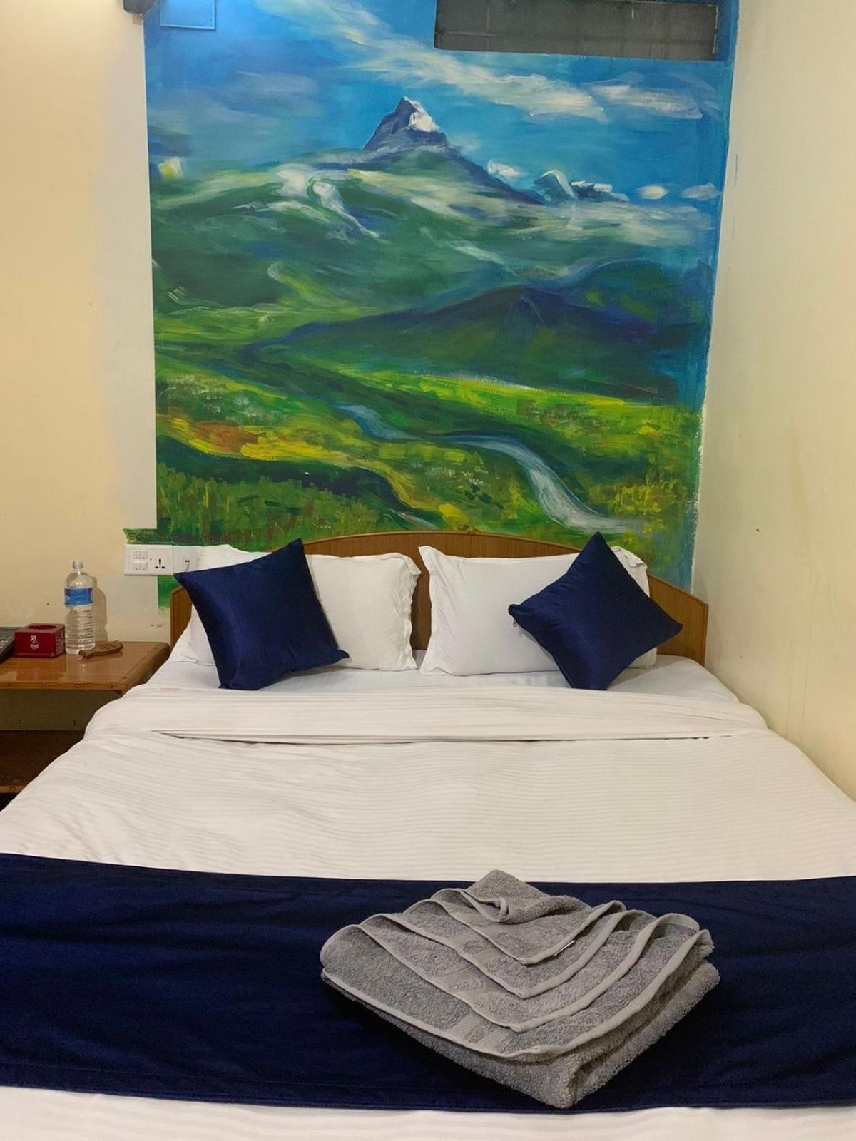The Tranqulity Inn Pokhara Bagian luar foto